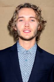 Toby Regbo